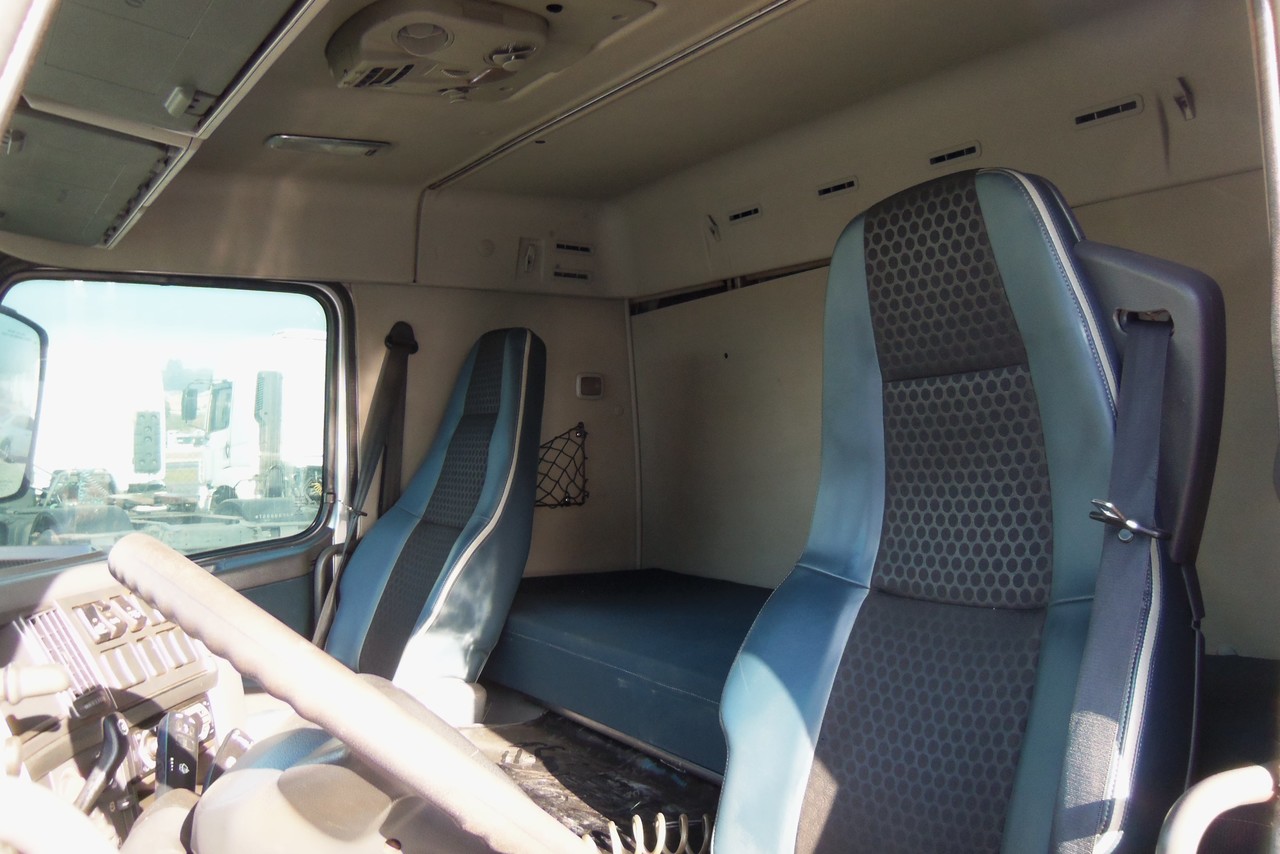 Volvo FM370 - 13/13 9
