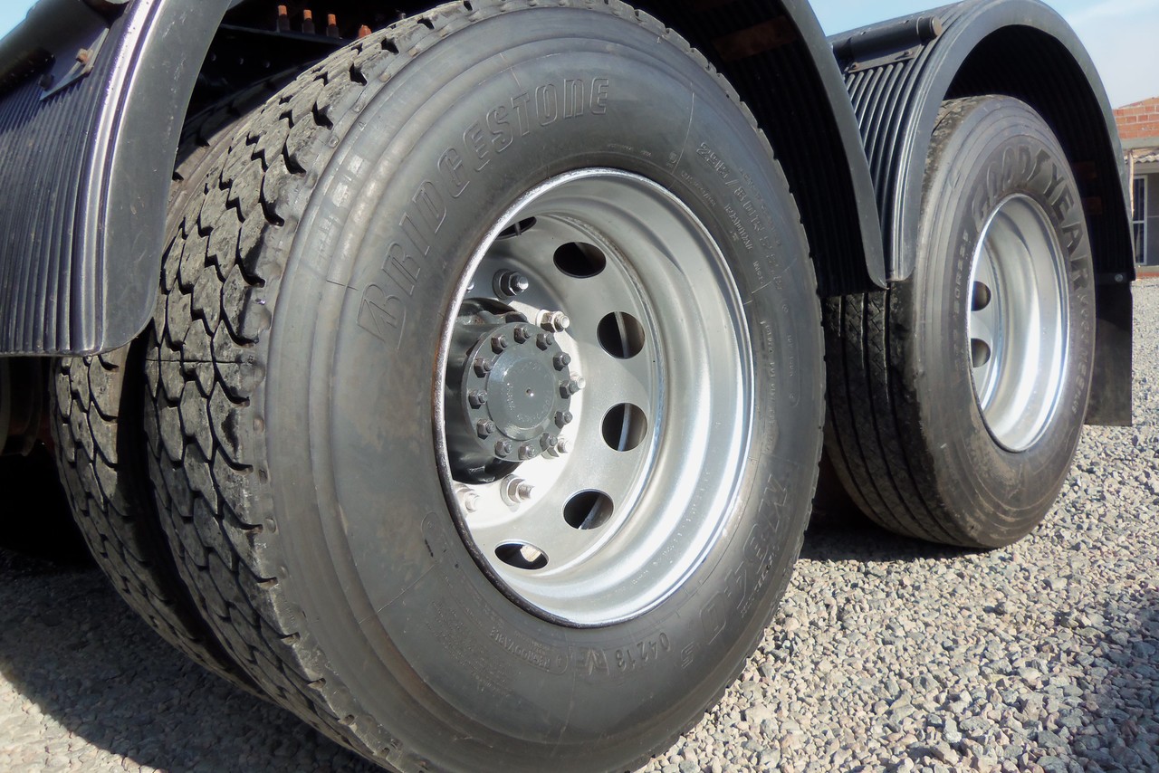 Volvo FM370 - 13/13 10