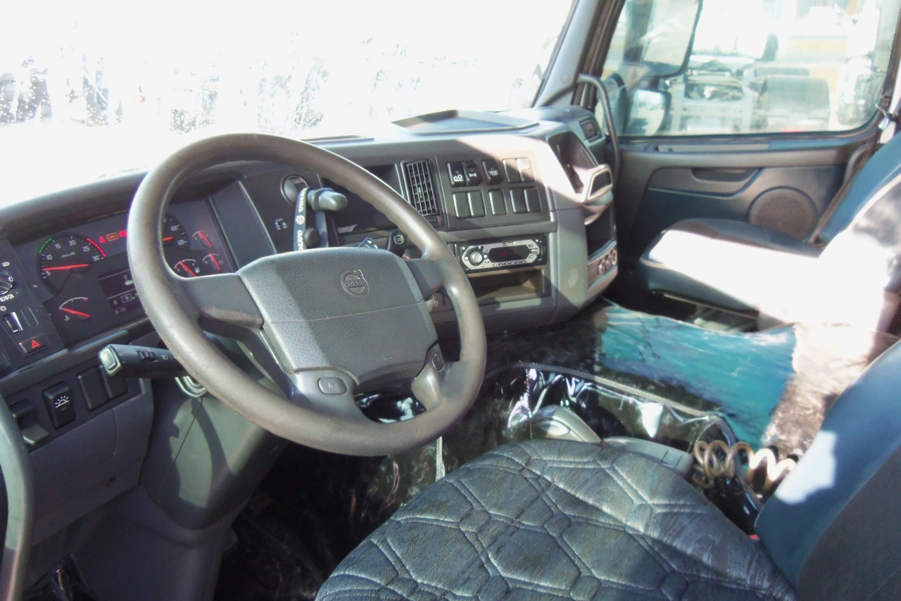 Volvo FM370 - 13/13 11