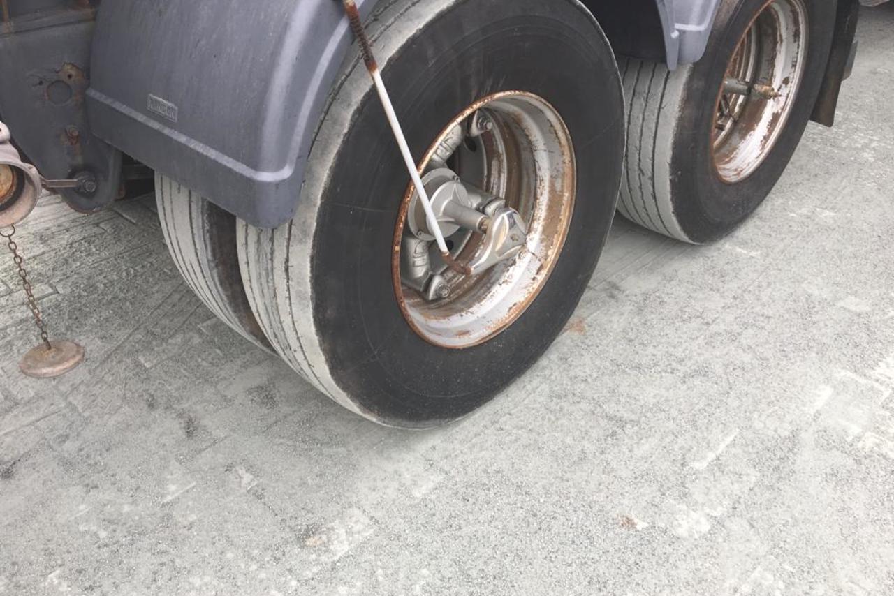 Randon Tanque - 04/04 7