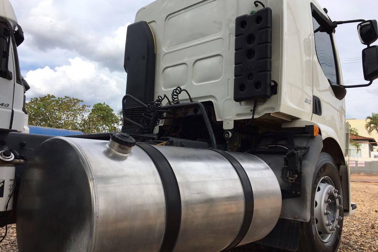 Volvo VM310 - 10/11 3