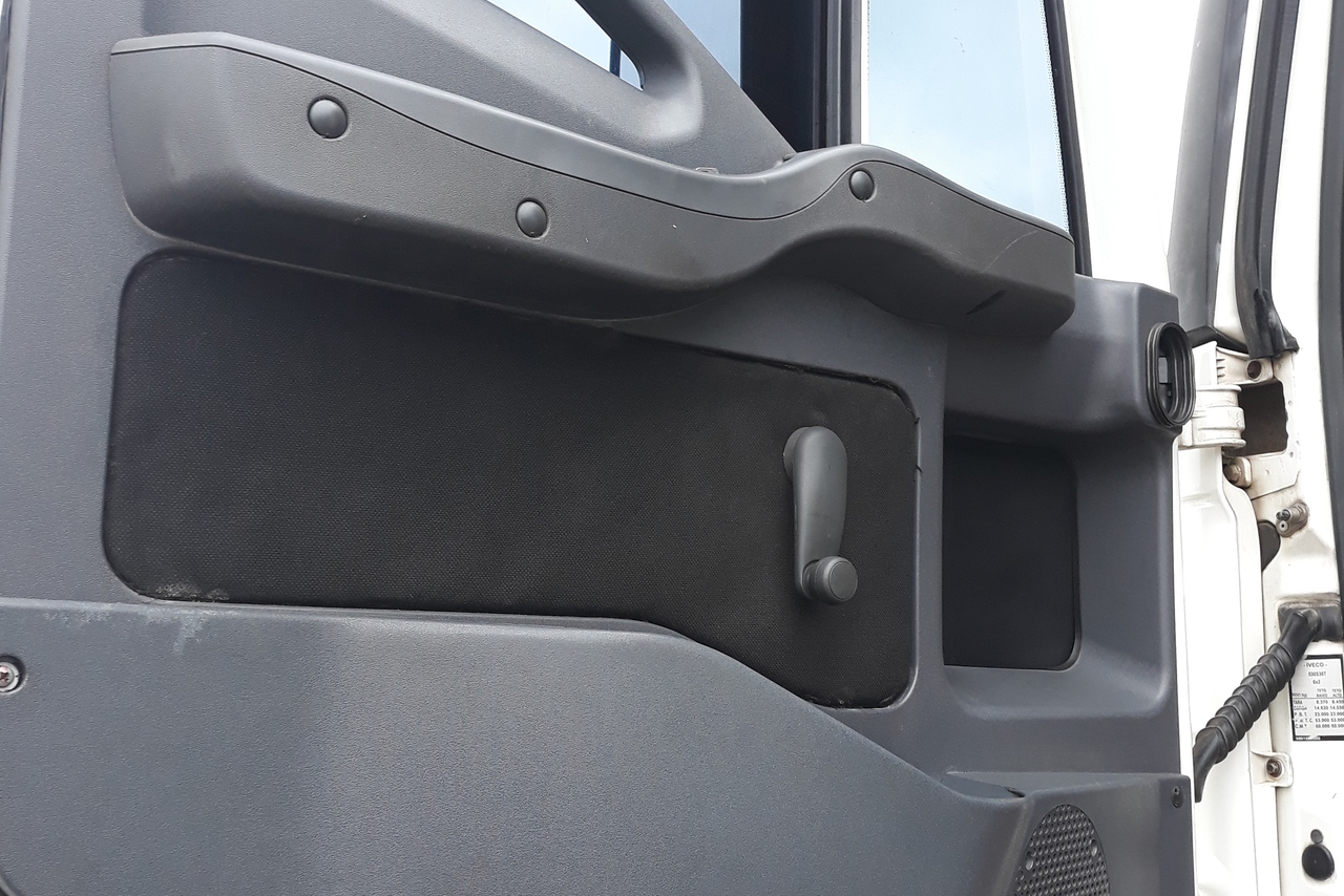 Iveco Stralis 360 - 12/13 4