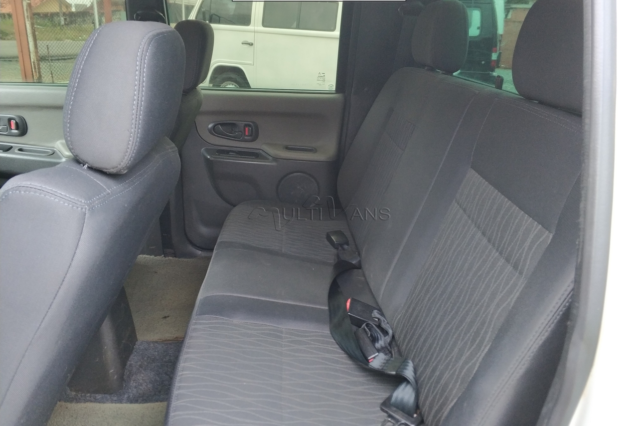 Mitsubishi Outros - 11/12 3