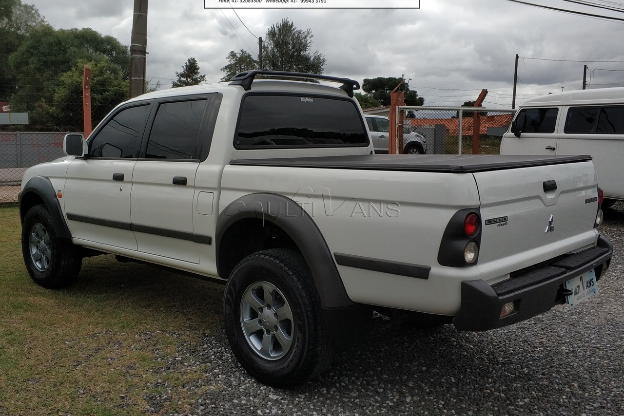 Mitsubishi Outros - 11/12 7