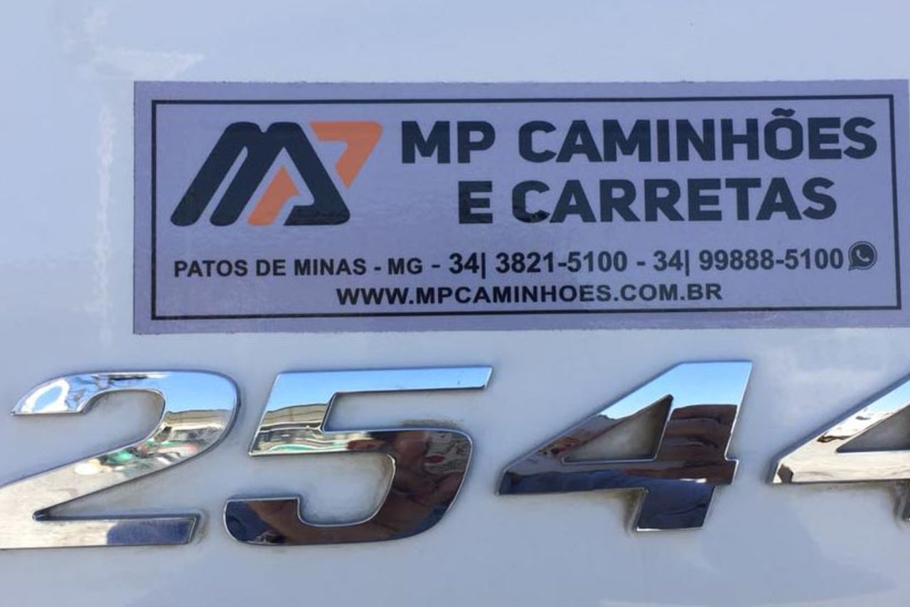 Mercedes Benz Axor 2544 - 10 13