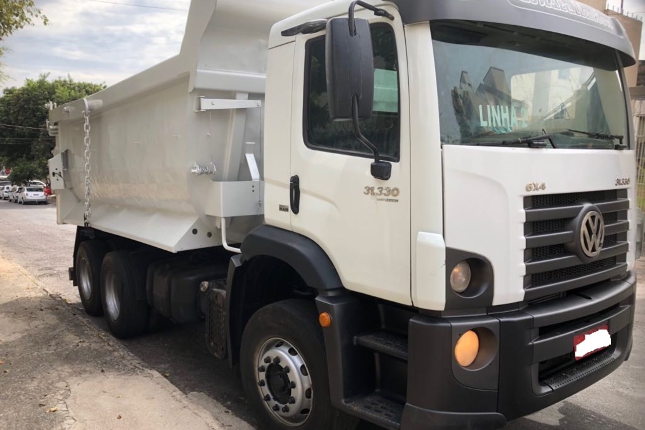 Volkswagen 31-330 E Constellation 6x4 - 12/12 1