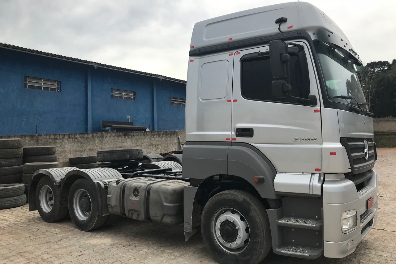 Mercedes Benz Axor 2544 - 09/09 4