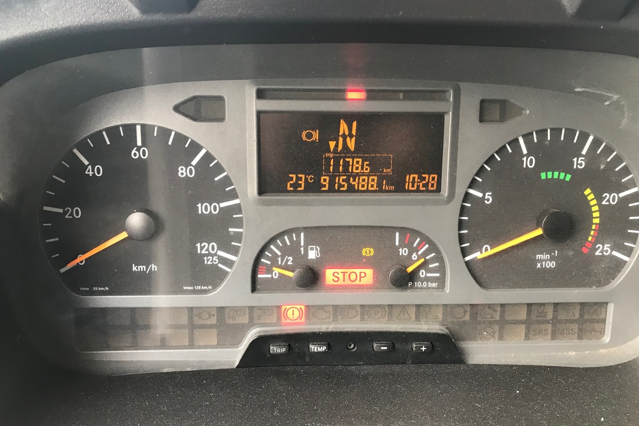 Mercedes Benz Axor 2544 - 09/09 9