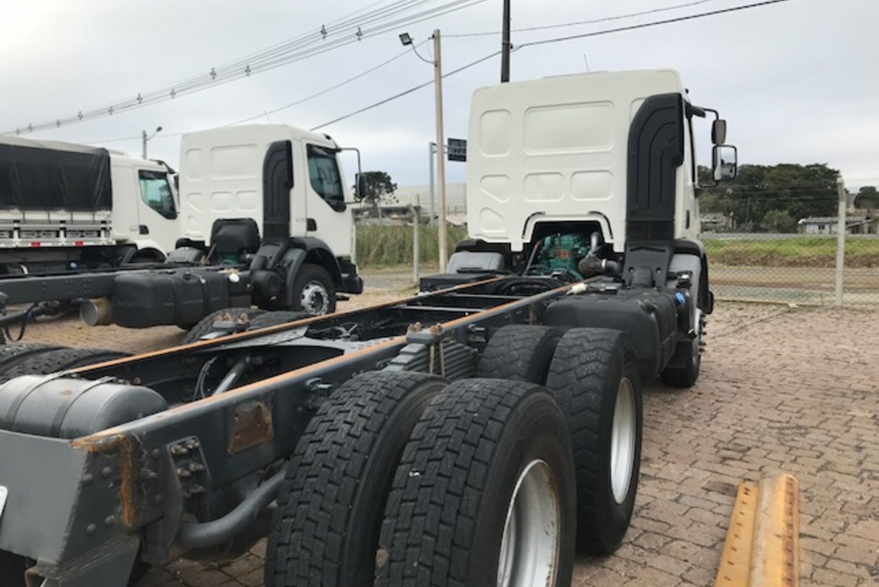 Volvo VM 270 - 12/12 2