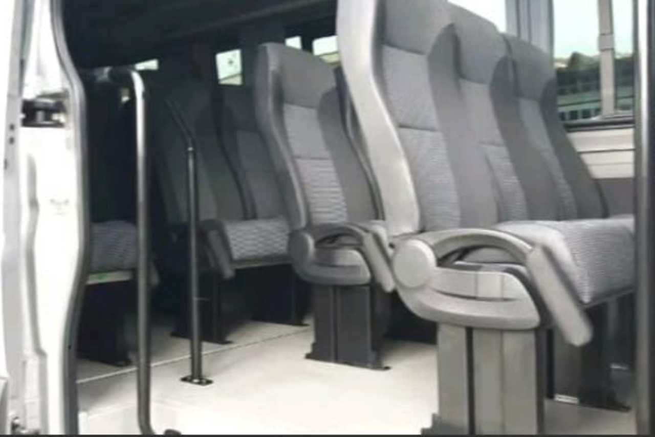 Mercedes Benz Sprinter Executiva 415 - 15/15 3