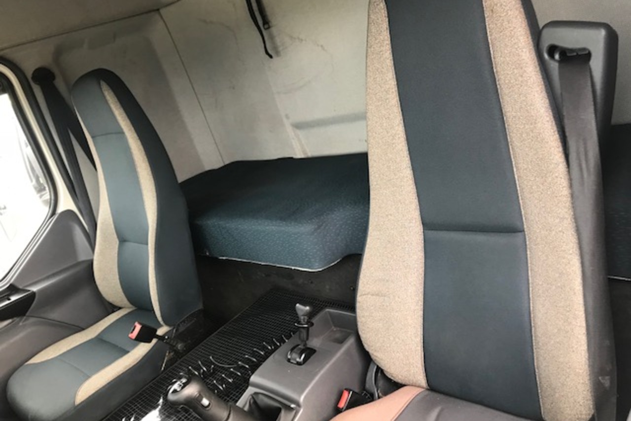 Volvo VM 270 - 14/14 5