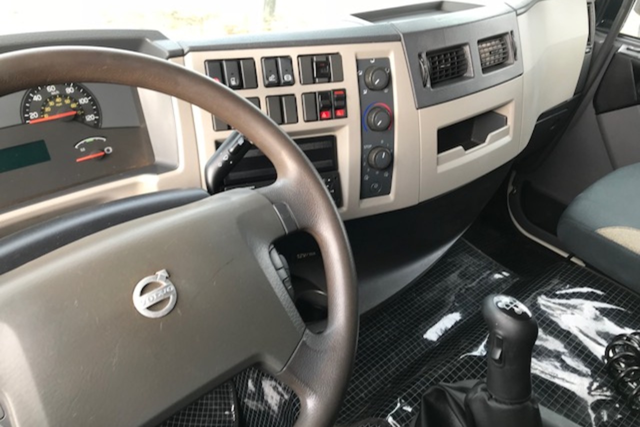 Volvo VM 270 - 14/14 7