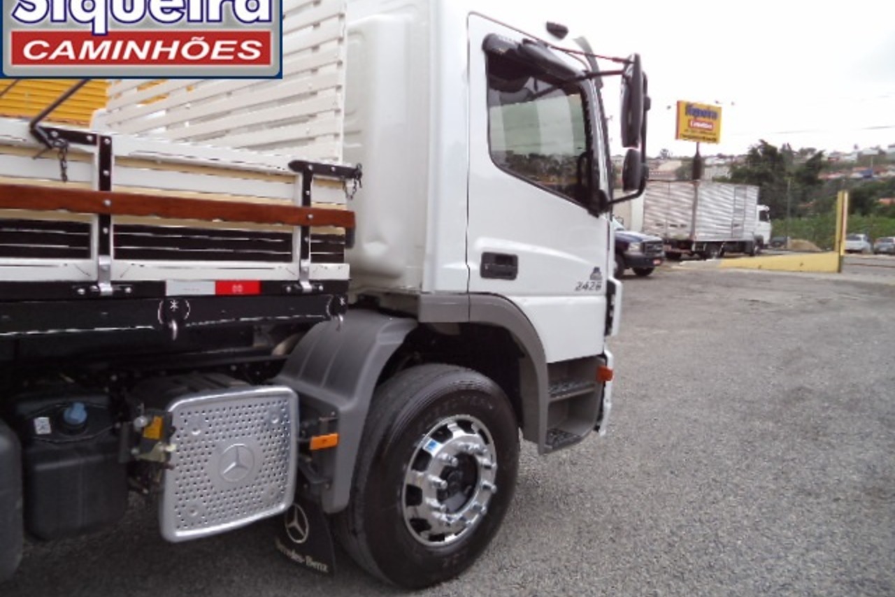 Mercedes Benz Atego 2426 - 14/14 11