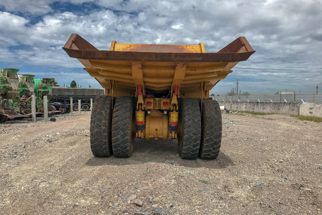 Caterpillar 770 - 12/12 2