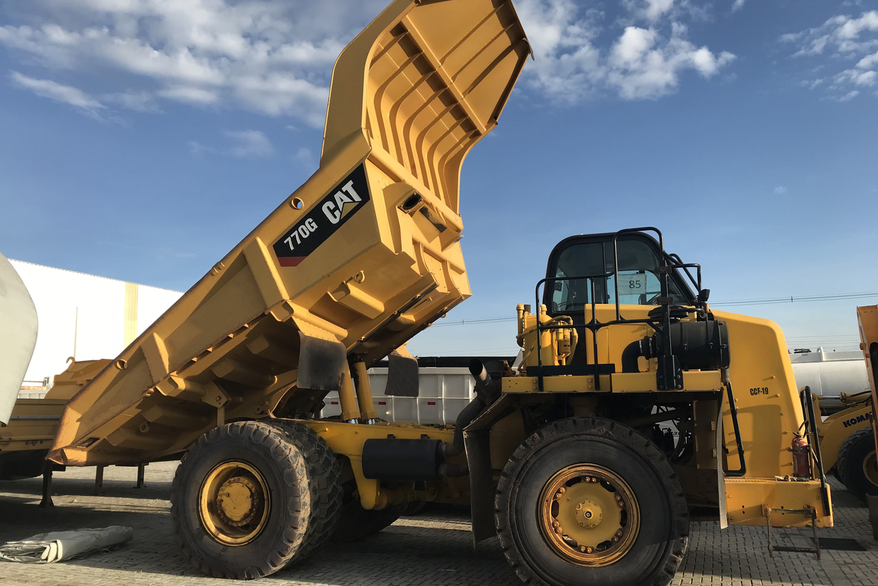 Caterpillar 770 - 12/12 3