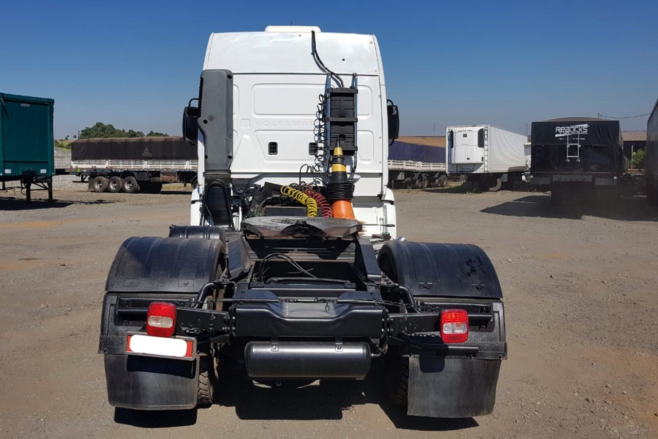 Volkswagen 19-320 Titan - 06/06 7