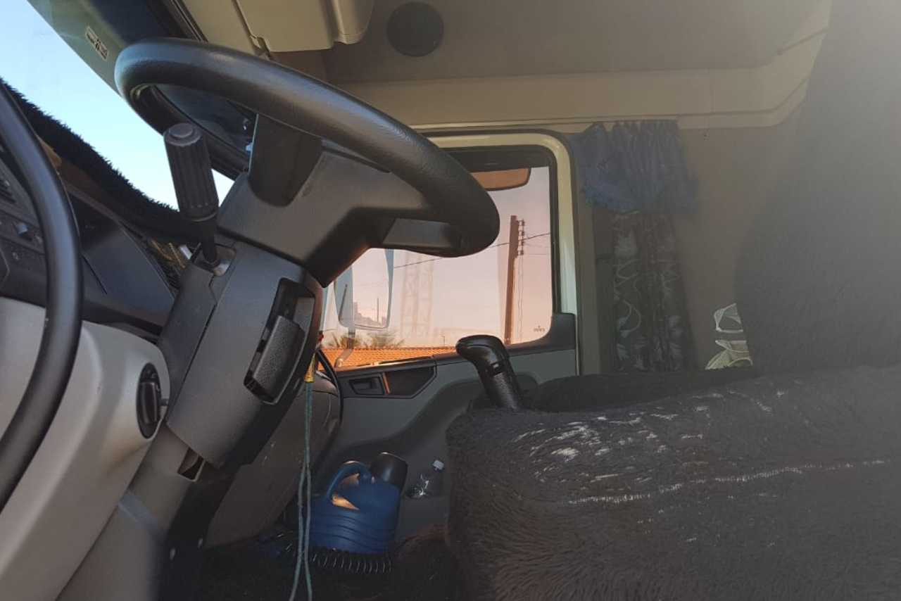 Volkswagen 19-320 Titan - 06/06 8