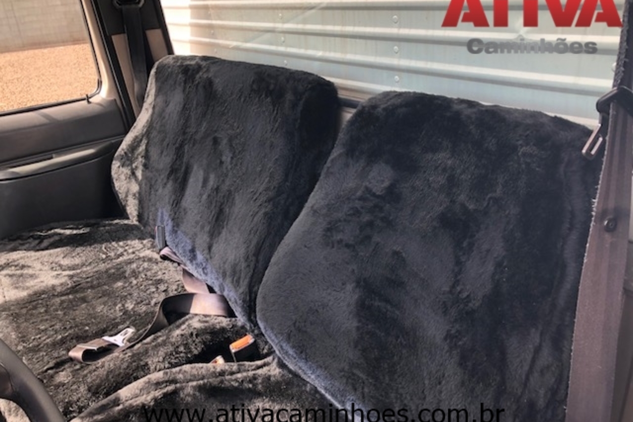Ford F4000 - 95/95 9