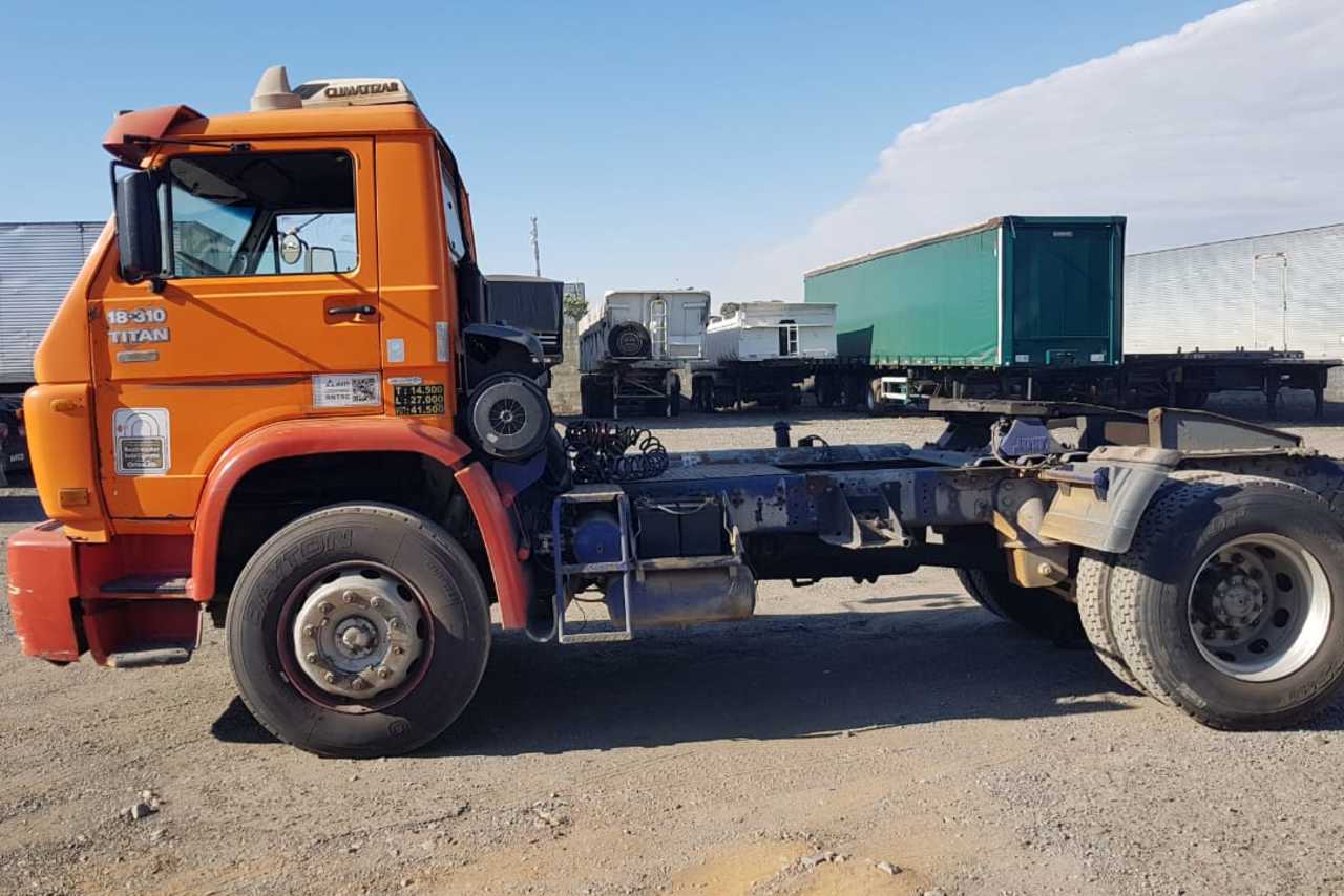 Volkswagen VW 18310 - 03/03 4