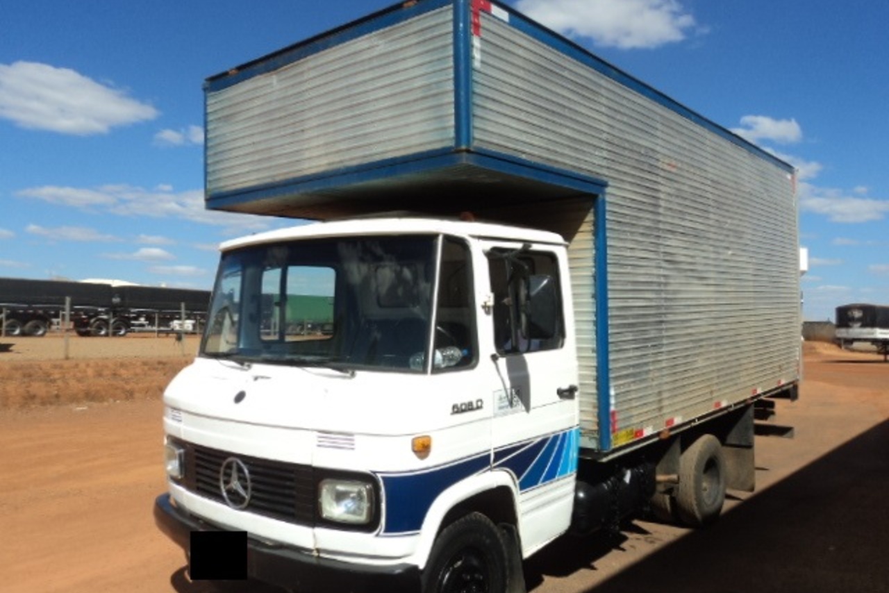 Mercedes Benz MB 608 - 85/85 2