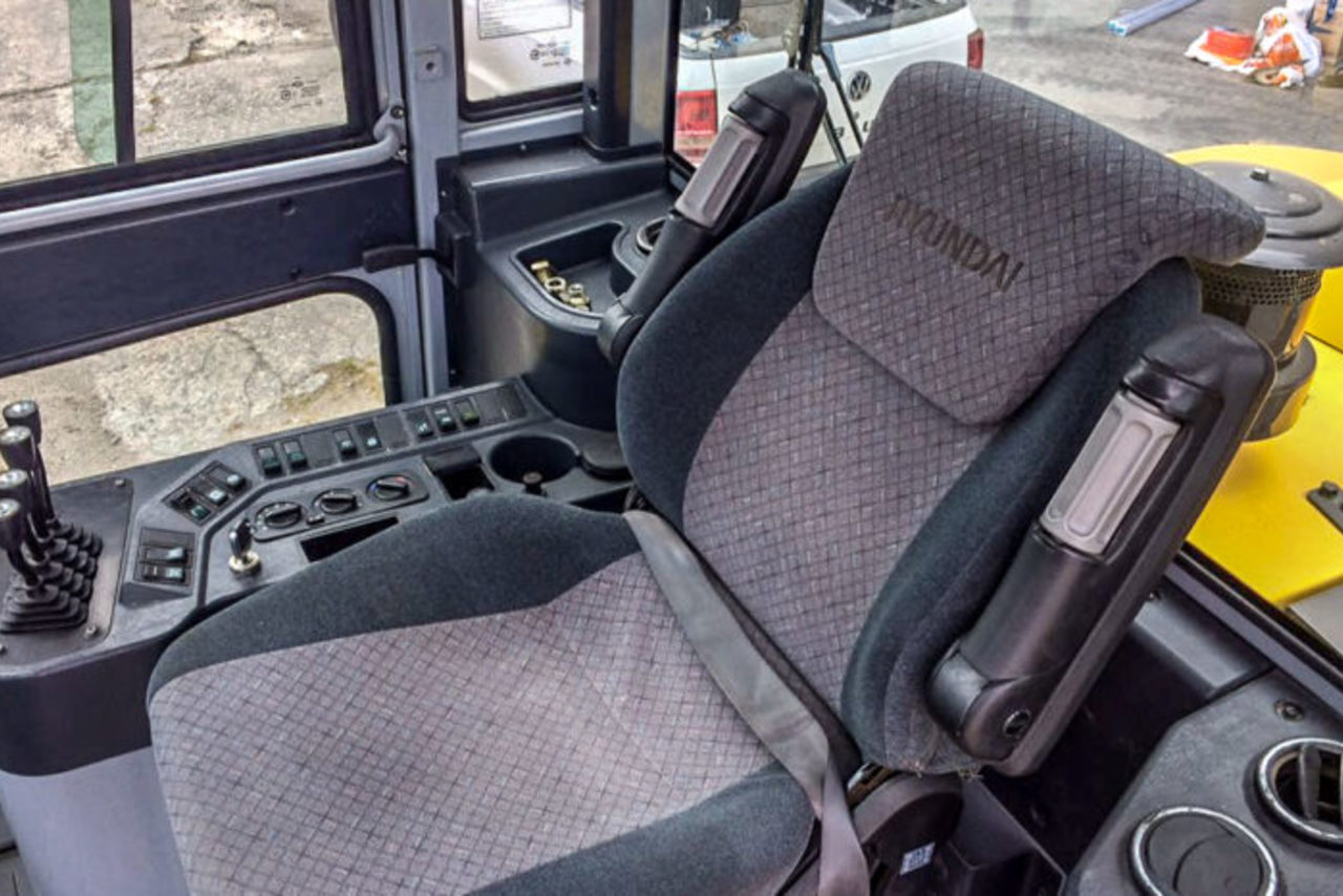 Hyundai 160D - 7E - 13/13 8