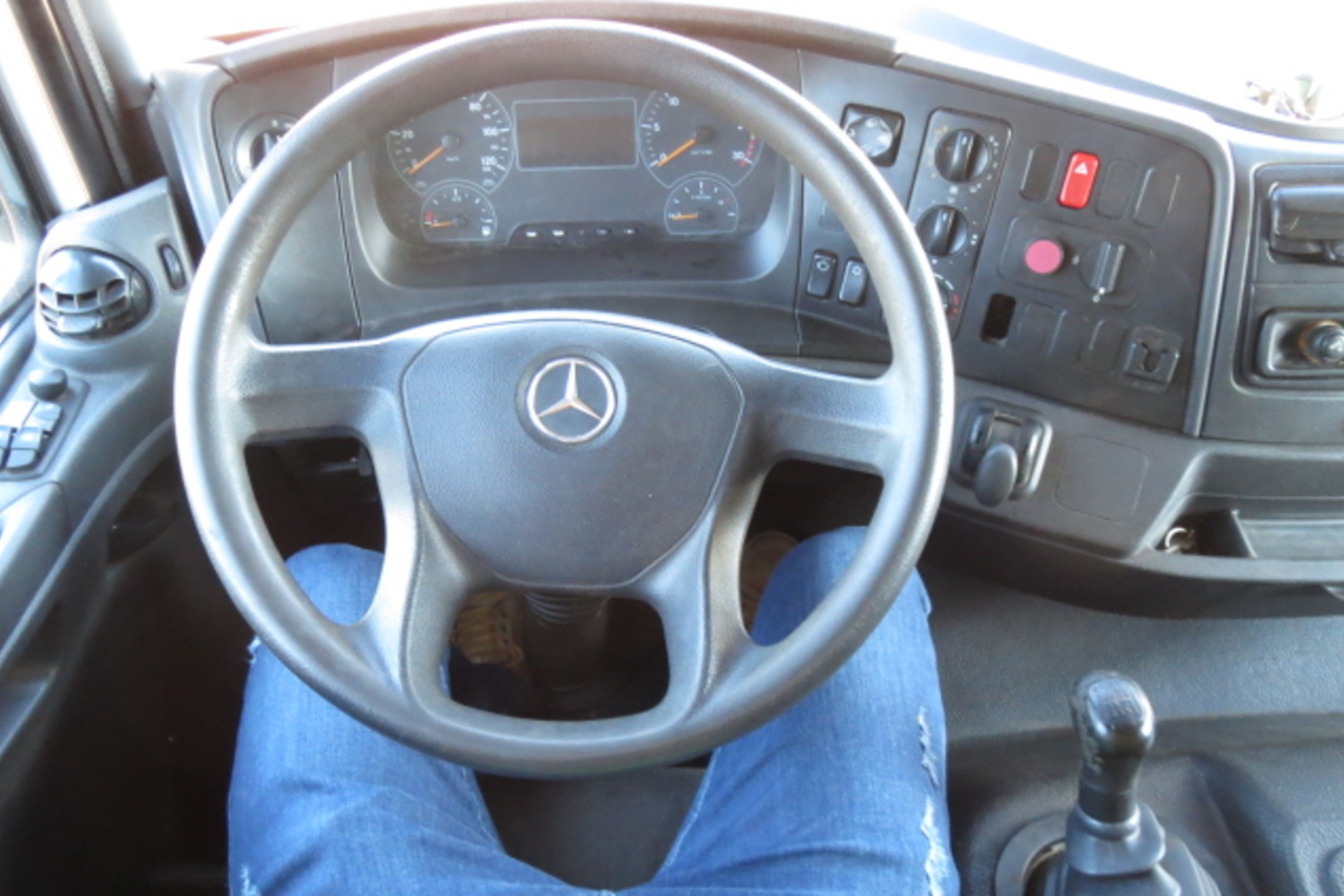 Mercedes Benz Atego 2429 - 13/13 19