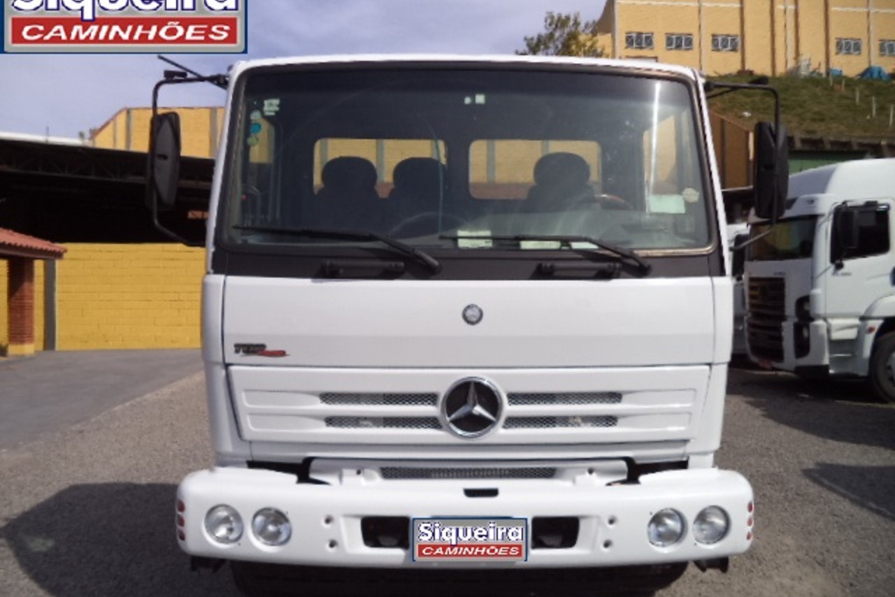 Mercedes Benz MB 1718 - 09/09 3