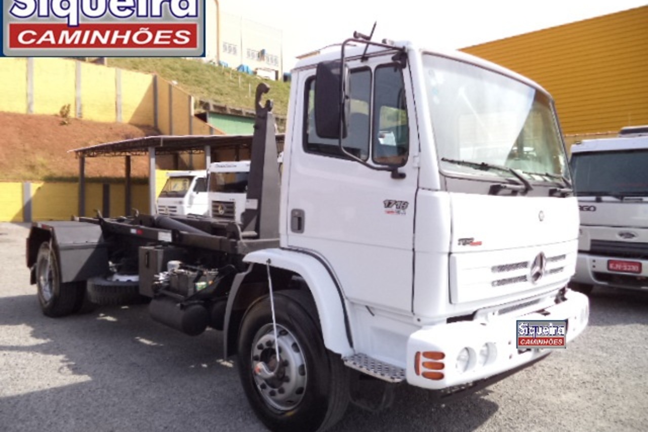 Mercedes Benz MB 1718 - 09/09 5