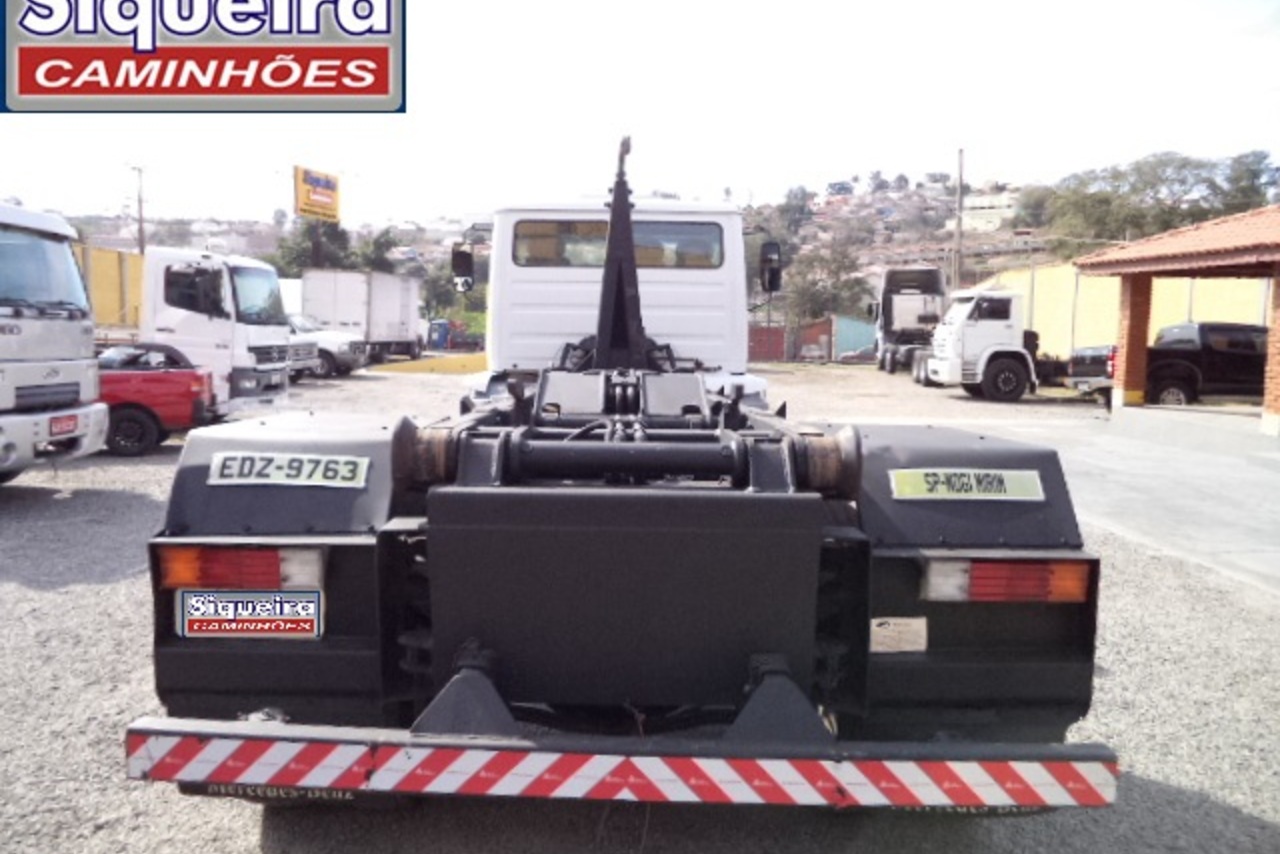 Mercedes Benz MB 1718 - 09/09 10