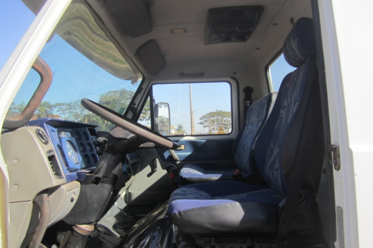 Volkswagen 15-180 E Constellation - 11/11 8