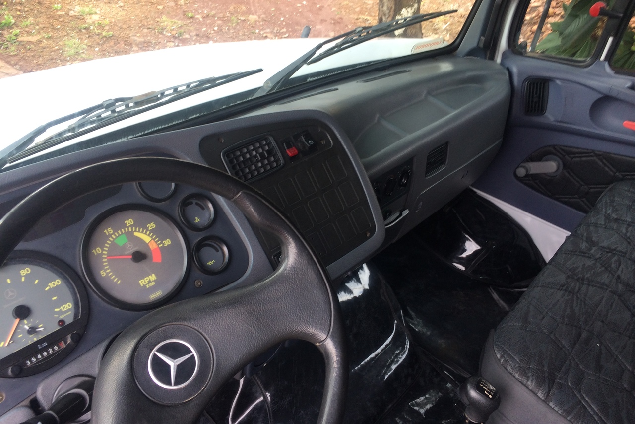 Mercedes Benz MB 1620 - 09/09 13