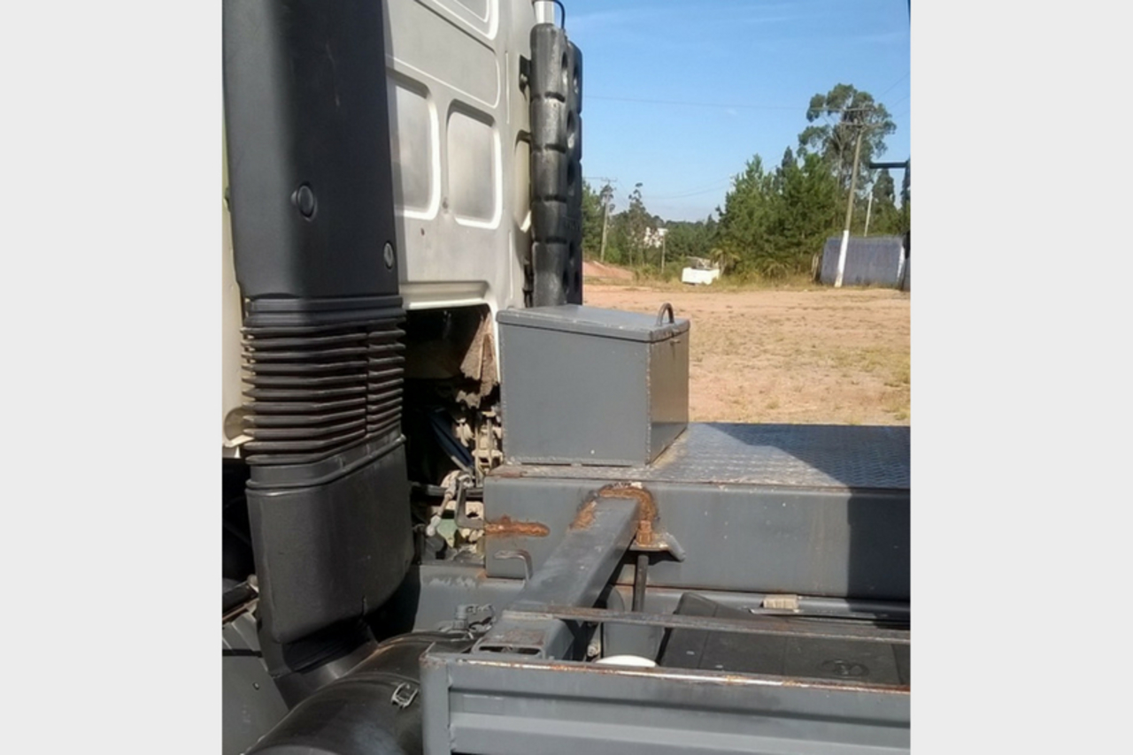 Volvo VM260 - 11 10