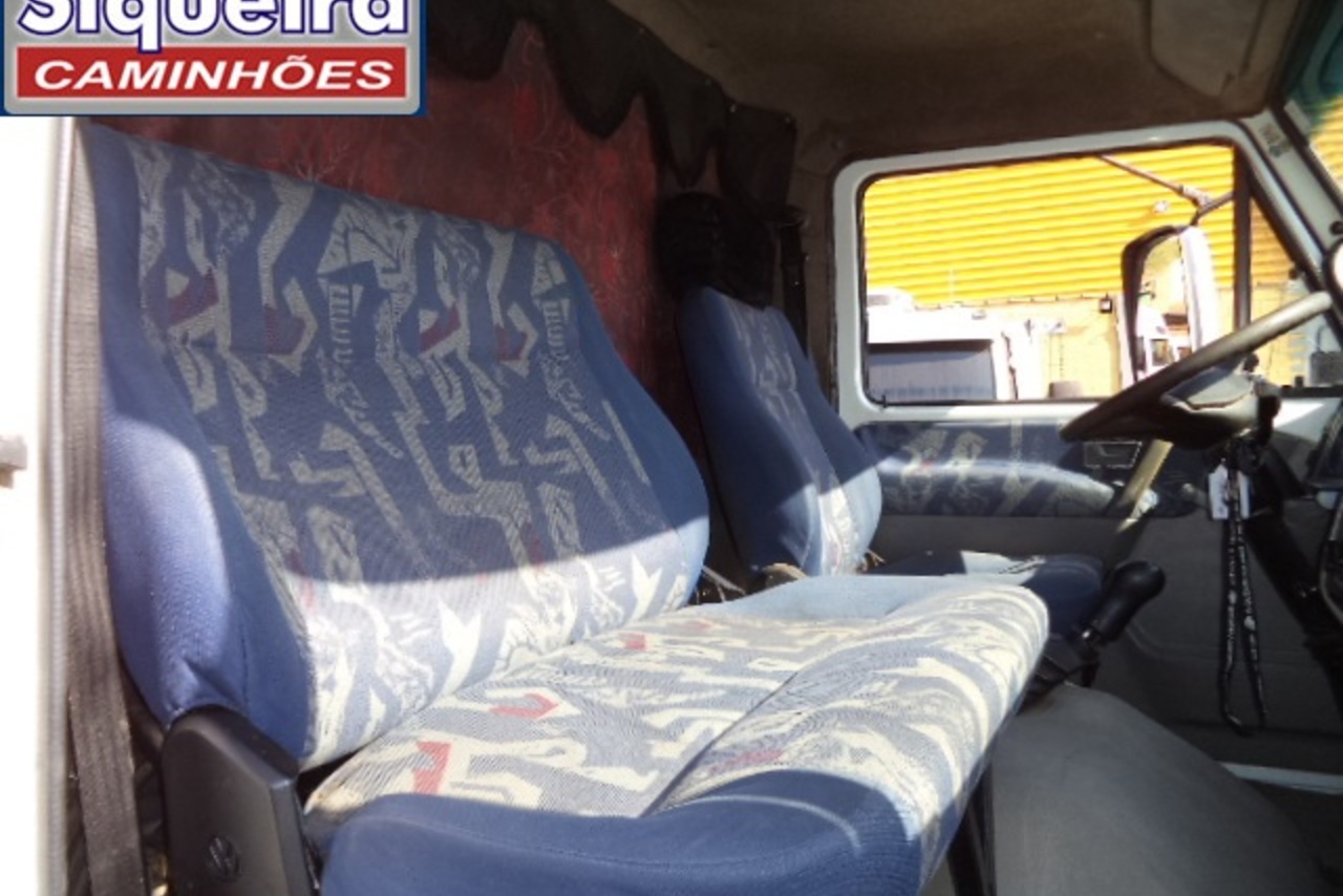 Volkswagen 15-180 E Constellation - 01/01 4