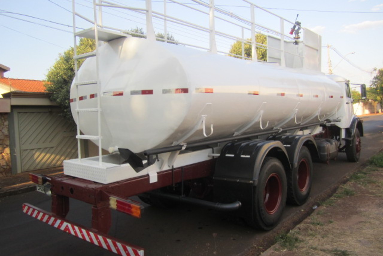 Mercedes Benz MB 2220 -  3