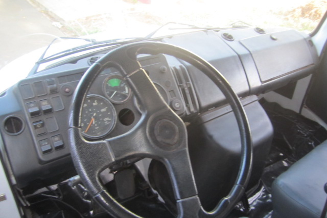 Mercedes Benz MB 2220 -  11