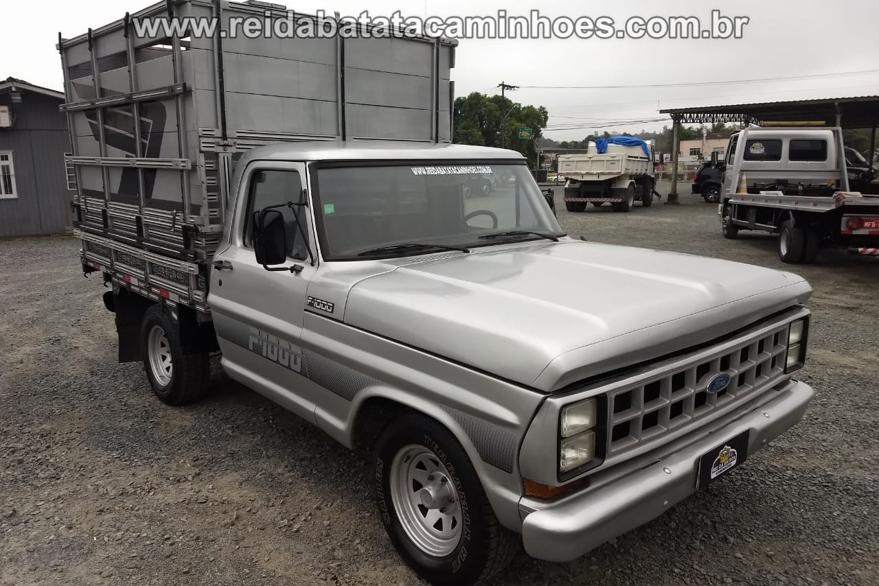 Ford F2000 - 84/84 2