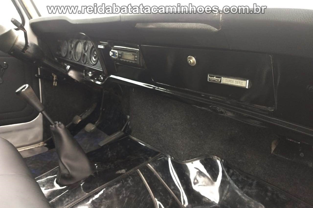 Ford F2000 - 84/84 10