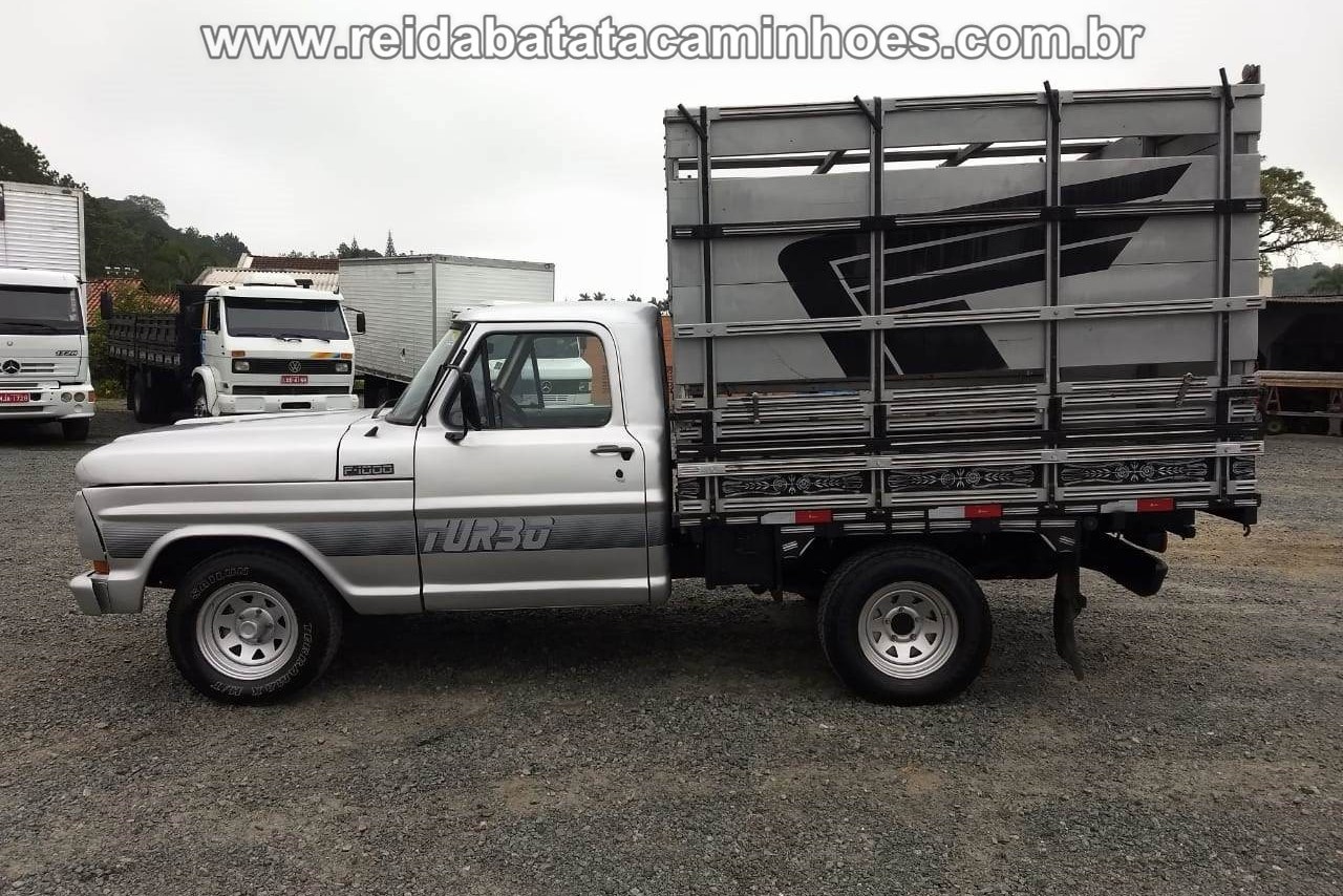 Ford F2000 - 84/84 23