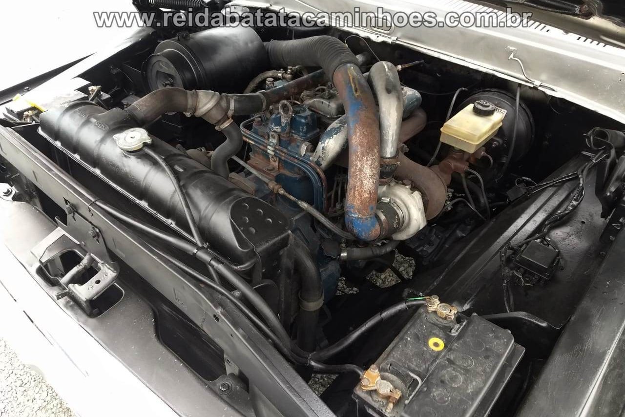 Ford F2000 - 84/84 24