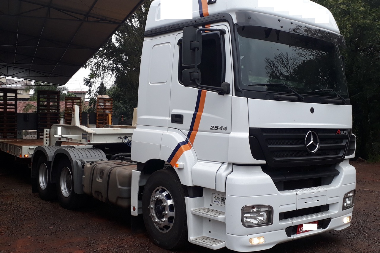 Mercedes Benz Axor 2544 - 09/09 5
