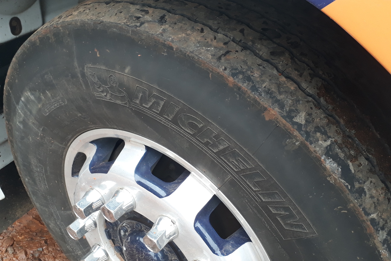 Mercedes Benz Axor 2544 - 09/09 18