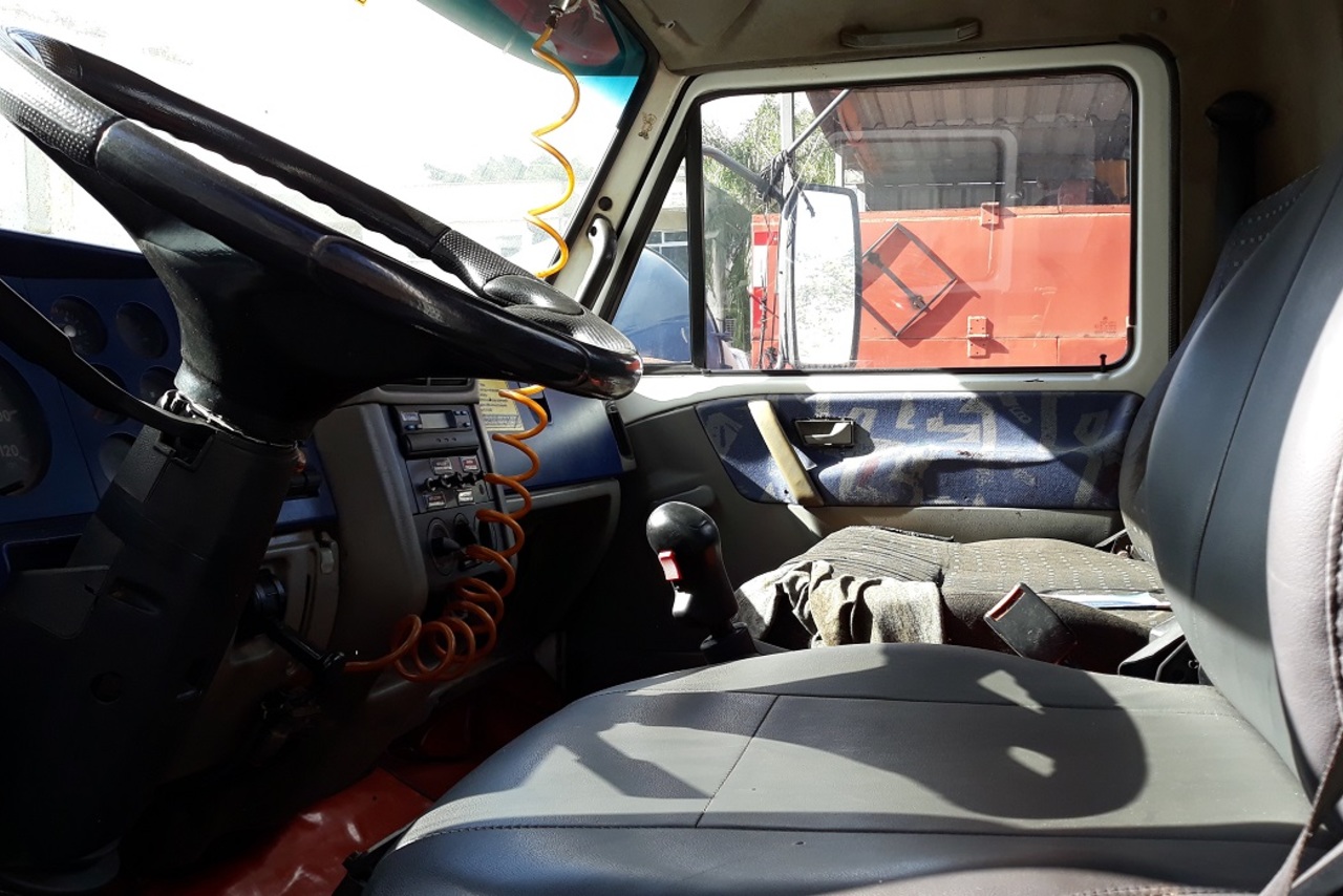 Volkswagen VW 17210 - 01/01 3
