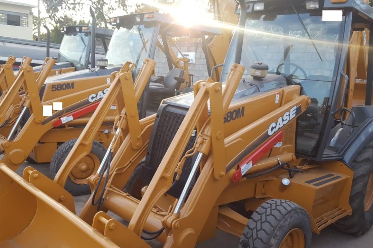 Case 580M - 09/09 2