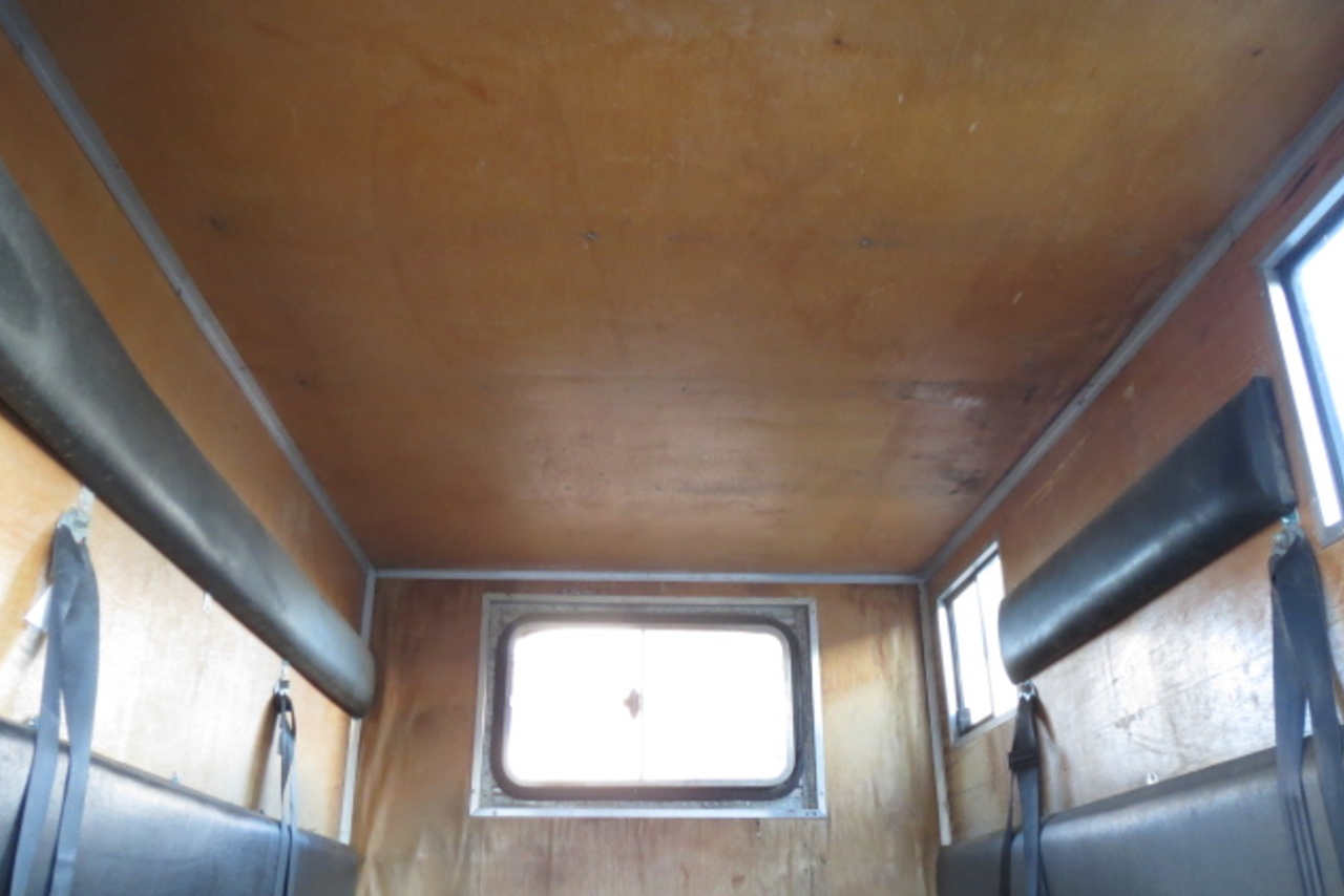 Volkswagen 8 150 - 11/12 16