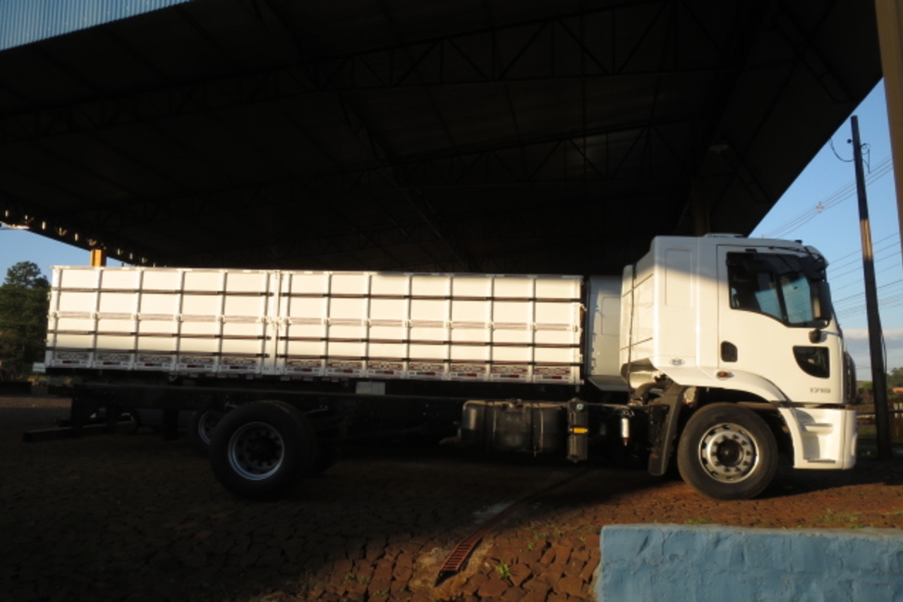 Ford Cargo 1719 - 12/13 2