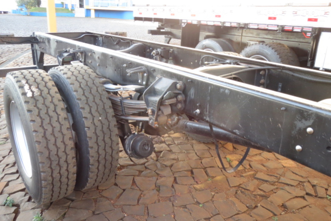Ford Cargo 1719 - 12/13 5
