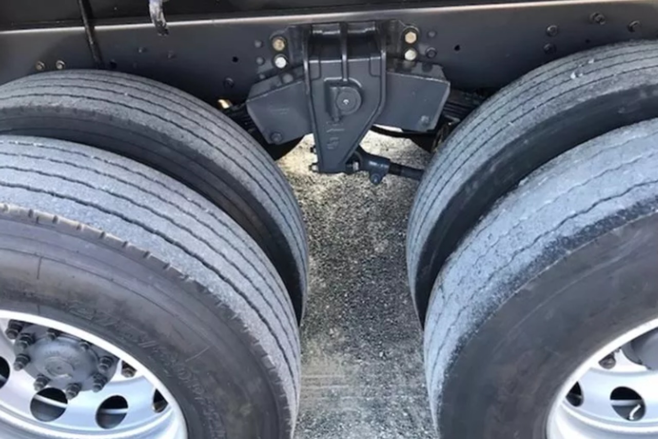 Volvo VM 270 - 15/15 8