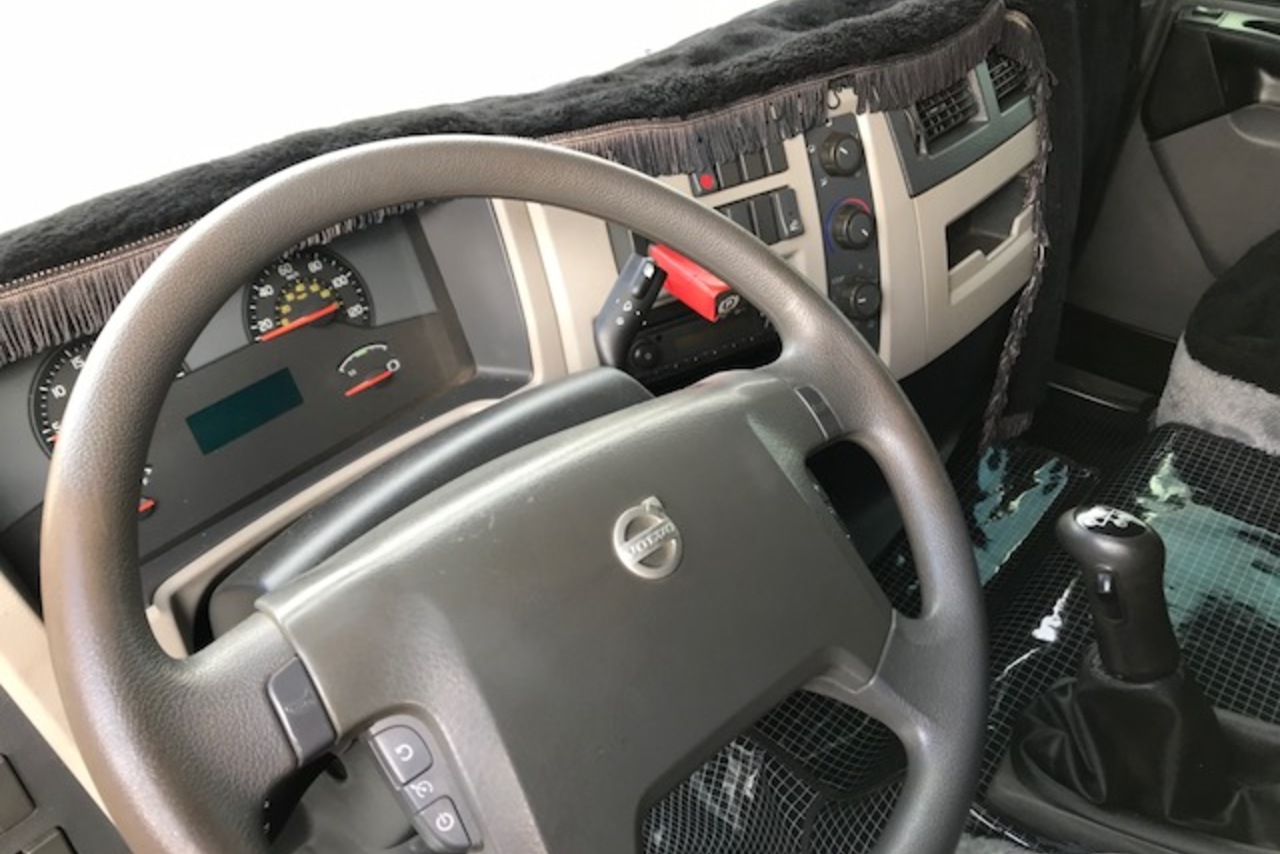 Volvo VM 270 - 14/15 8
