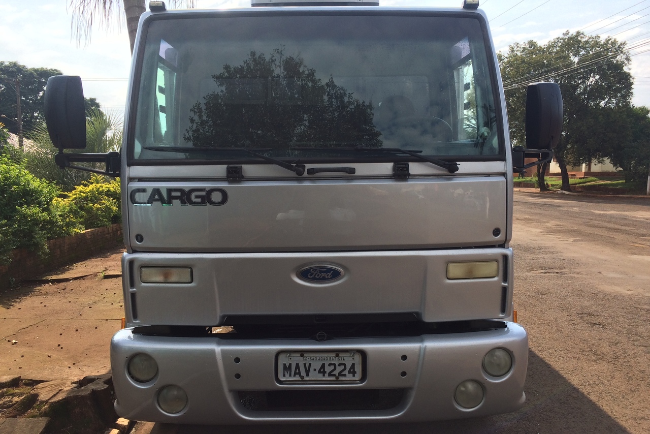 Ford Cargo2428 - 06/06 2