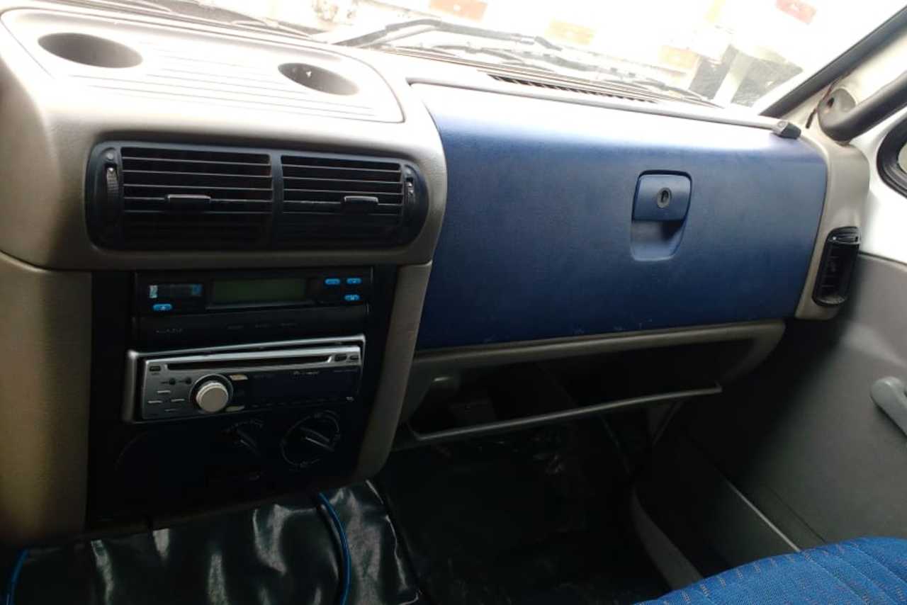 Volkswagen 8 150 - 03/03 13